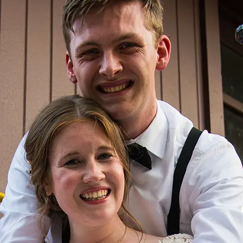Greta-and-Rob-F-Wedding-2023-Headshot-Cropped man and woman smiling after their wedding